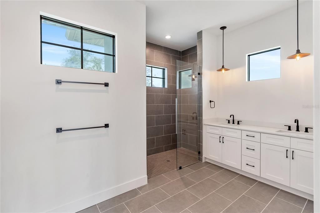 На продажу: $4,995,000 (4 спален, 4 ванн, 4106 Квадратных фут)