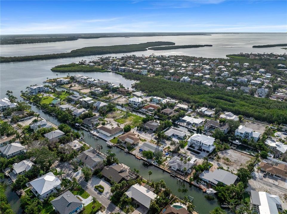 На продажу: $4,995,000 (4 спален, 4 ванн, 4106 Квадратных фут)