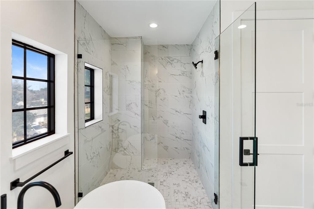 На продажу: $4,995,000 (4 спален, 4 ванн, 4106 Квадратных фут)