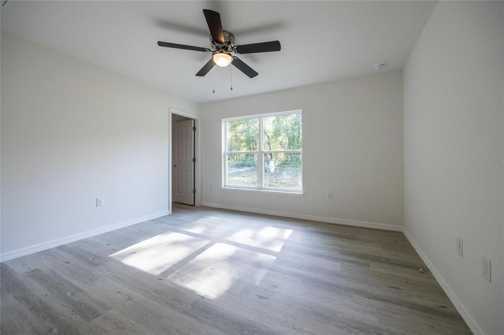 En Venta: $249,900 (3 camas, 2 baños, 1287 Pies cuadrados)