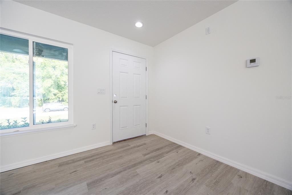 En Venta: $249,900 (3 camas, 2 baños, 1287 Pies cuadrados)