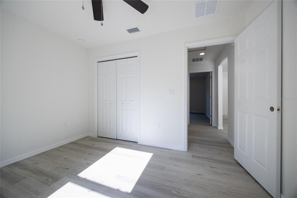 En Venta: $249,900 (3 camas, 2 baños, 1287 Pies cuadrados)