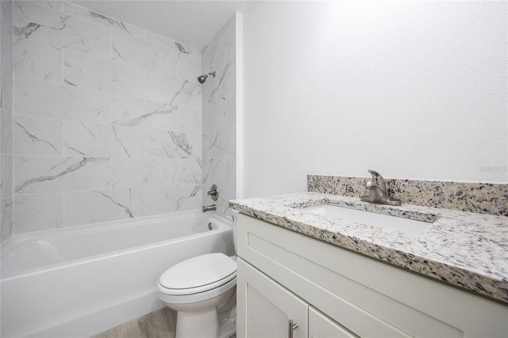 En Venta: $249,900 (3 camas, 2 baños, 1287 Pies cuadrados)