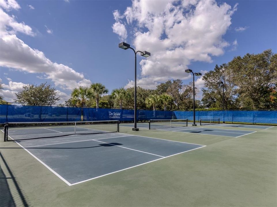 For Sale: $339,000 (2 beds, 2 baths, 1434 Square Feet)