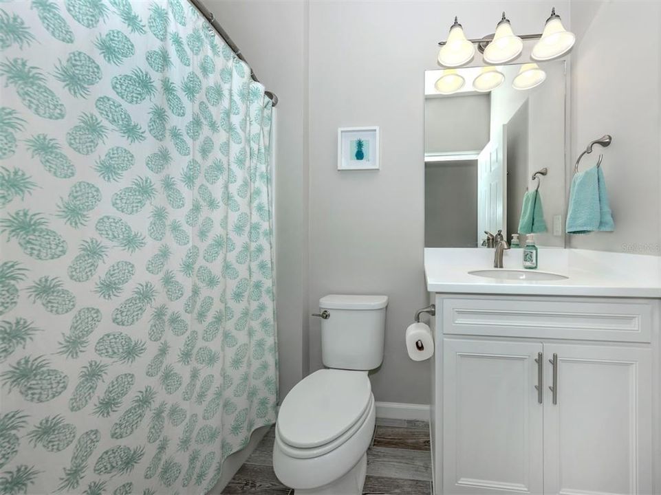 For Sale: $339,000 (2 beds, 2 baths, 1434 Square Feet)