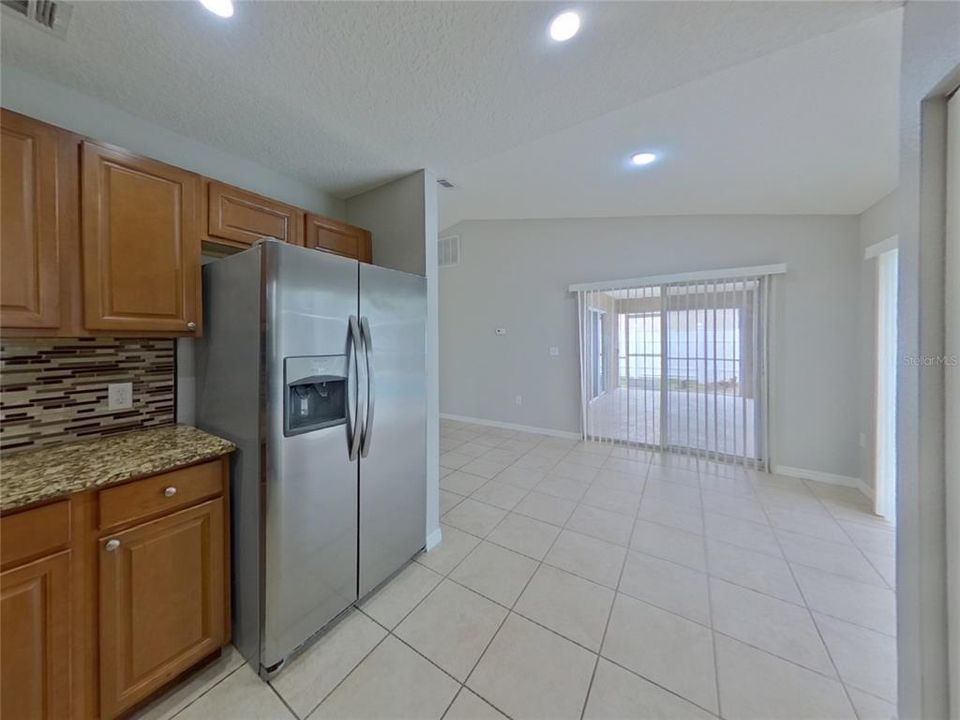 En Renta: $1,859 (4 camas, 2 baños, 1465 Pies cuadrados)