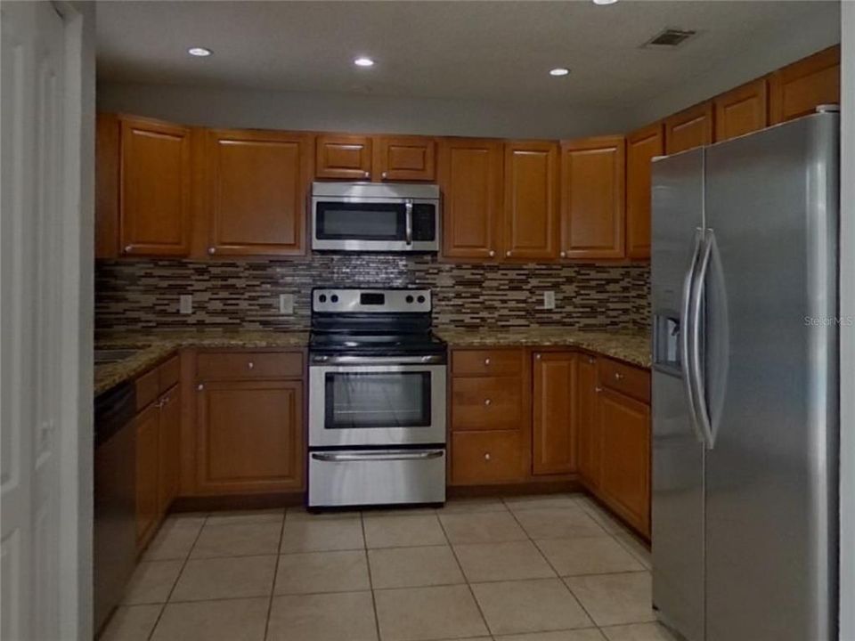 En Renta: $1,859 (4 camas, 2 baños, 1465 Pies cuadrados)