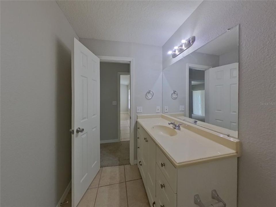 En Renta: $1,859 (4 camas, 2 baños, 1465 Pies cuadrados)