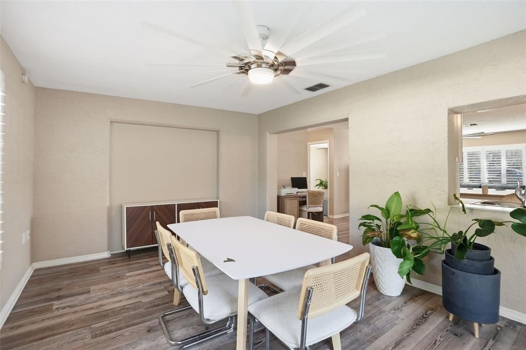 For Sale: $334,900 (3 beds, 2 baths, 1516 Square Feet)