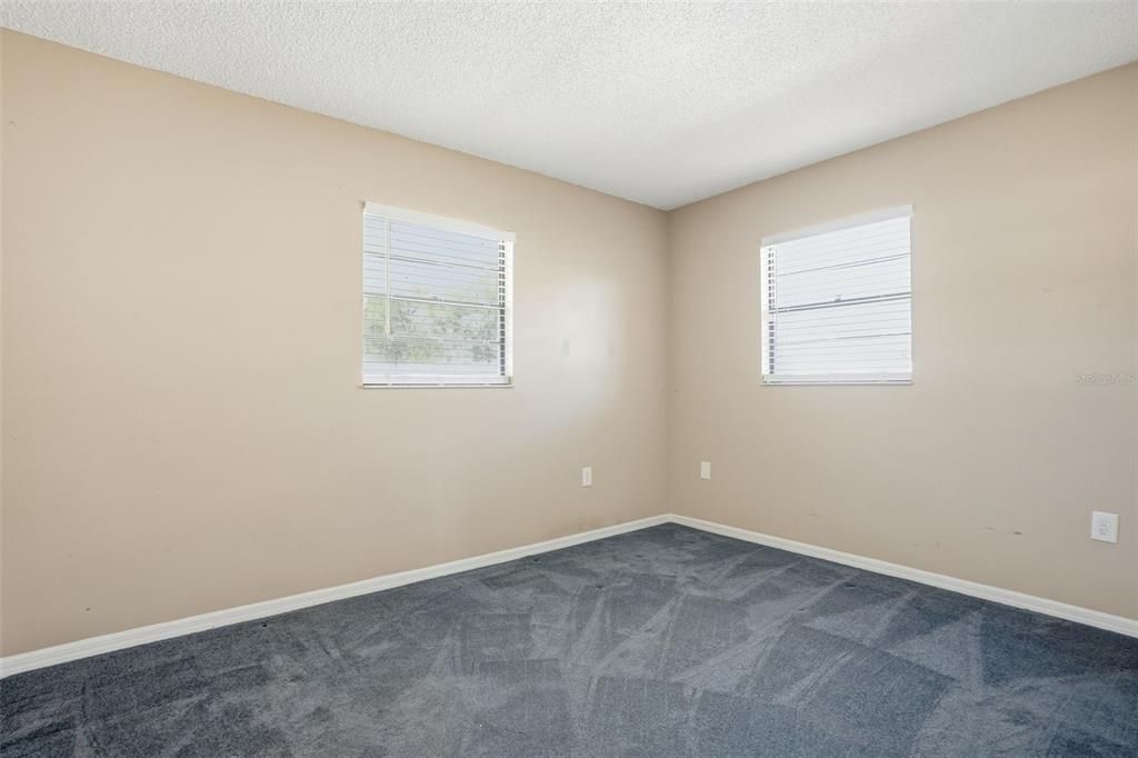 For Sale: $334,900 (3 beds, 2 baths, 1516 Square Feet)