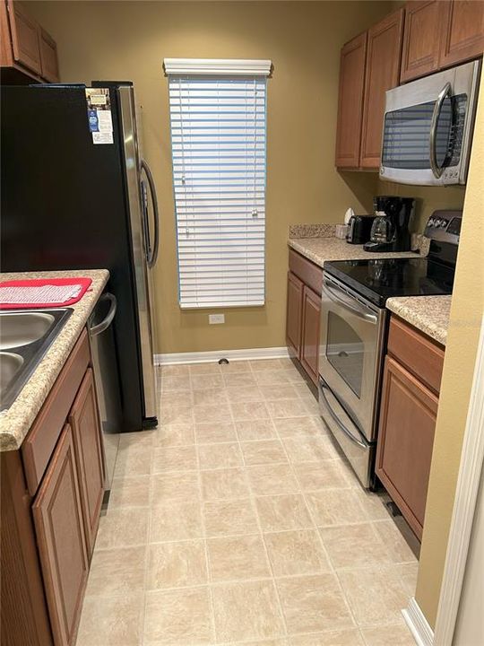 For Sale: $299,000 (3 beds, 2 baths, 1670 Square Feet)