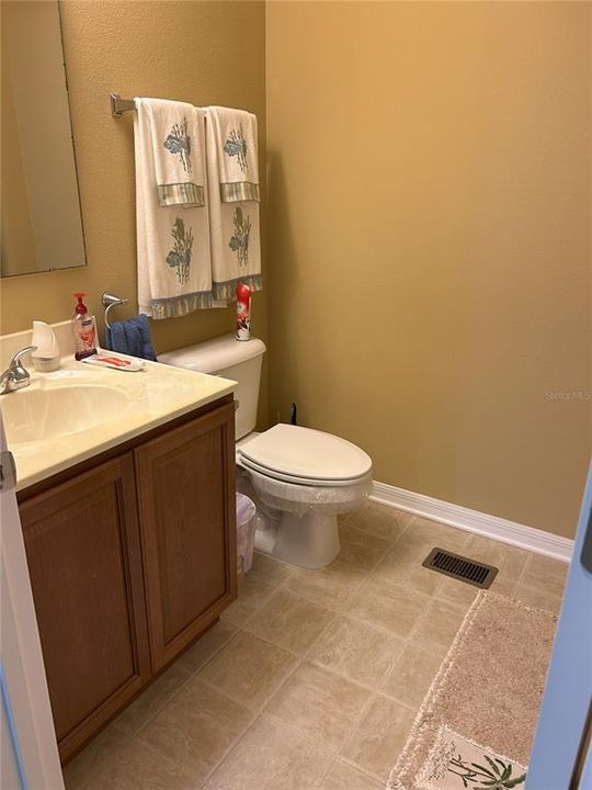 For Sale: $299,000 (3 beds, 2 baths, 1670 Square Feet)