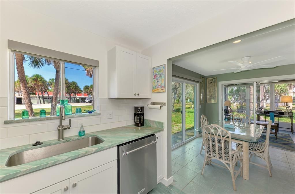 En Venta: $325,000 (2 camas, 2 baños, 1068 Pies cuadrados)