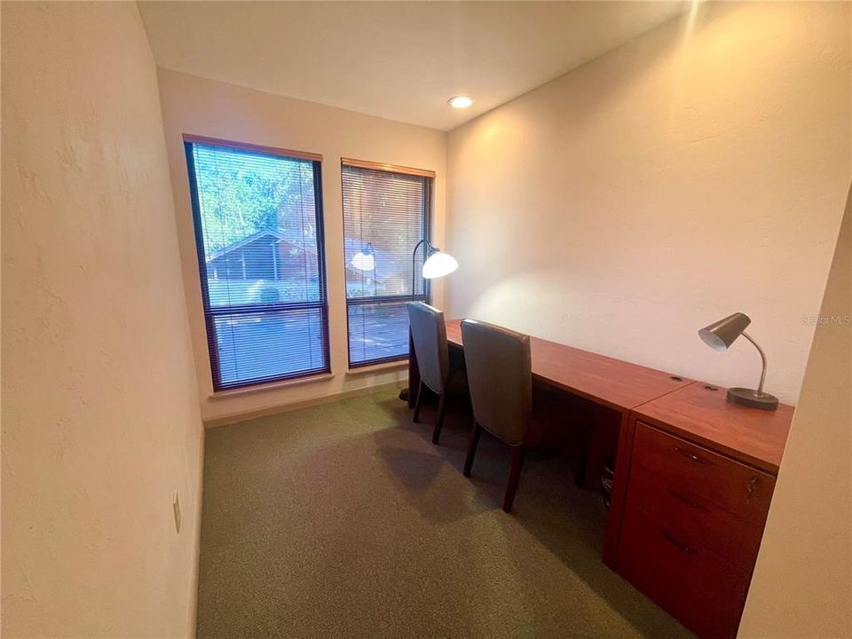 出租: $2,000 (2 贝兹, 1 浴室, 1200 平方英尺)