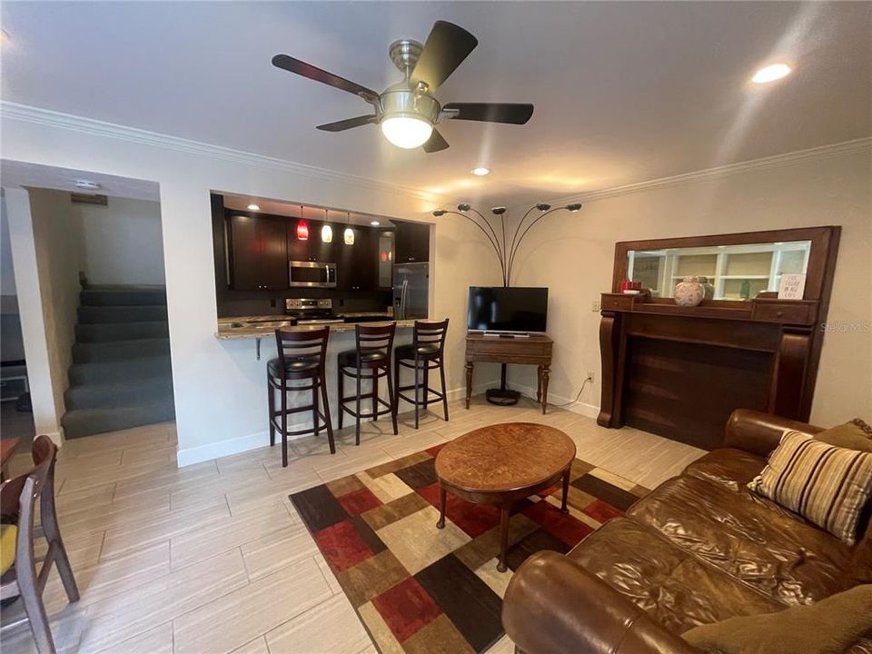 出租: $2,000 (2 贝兹, 1 浴室, 1200 平方英尺)