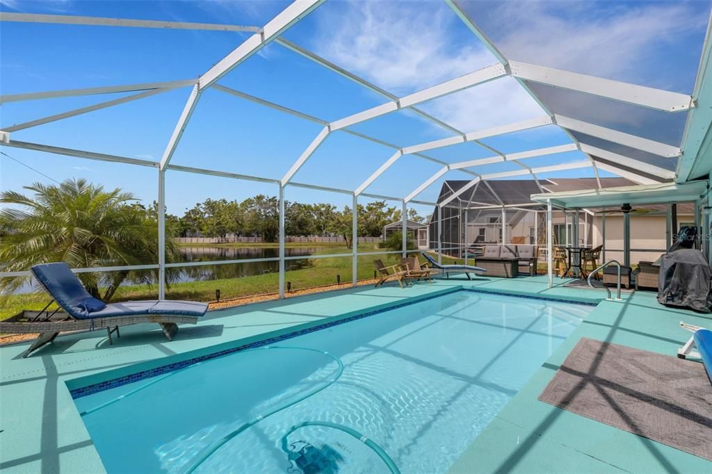 合同活跃: $575,000 (3 贝兹, 2 浴室, 1680 平方英尺)