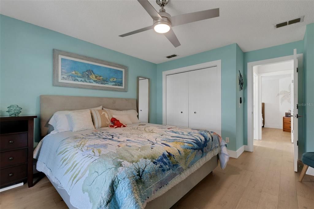 合同活跃: $575,000 (3 贝兹, 2 浴室, 1680 平方英尺)