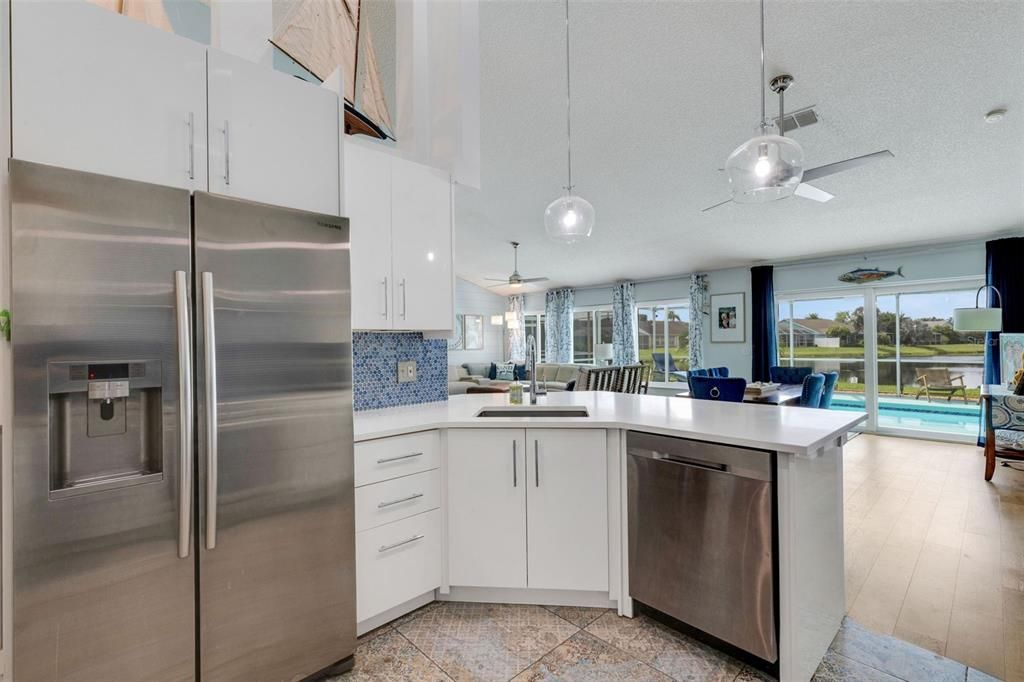 合同活跃: $575,000 (3 贝兹, 2 浴室, 1680 平方英尺)