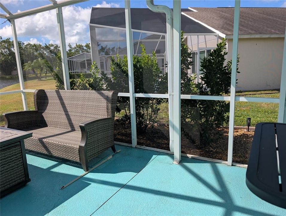 合同活跃: $575,000 (3 贝兹, 2 浴室, 1680 平方英尺)