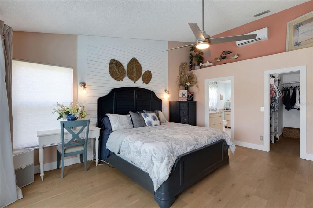 合同活跃: $575,000 (3 贝兹, 2 浴室, 1680 平方英尺)