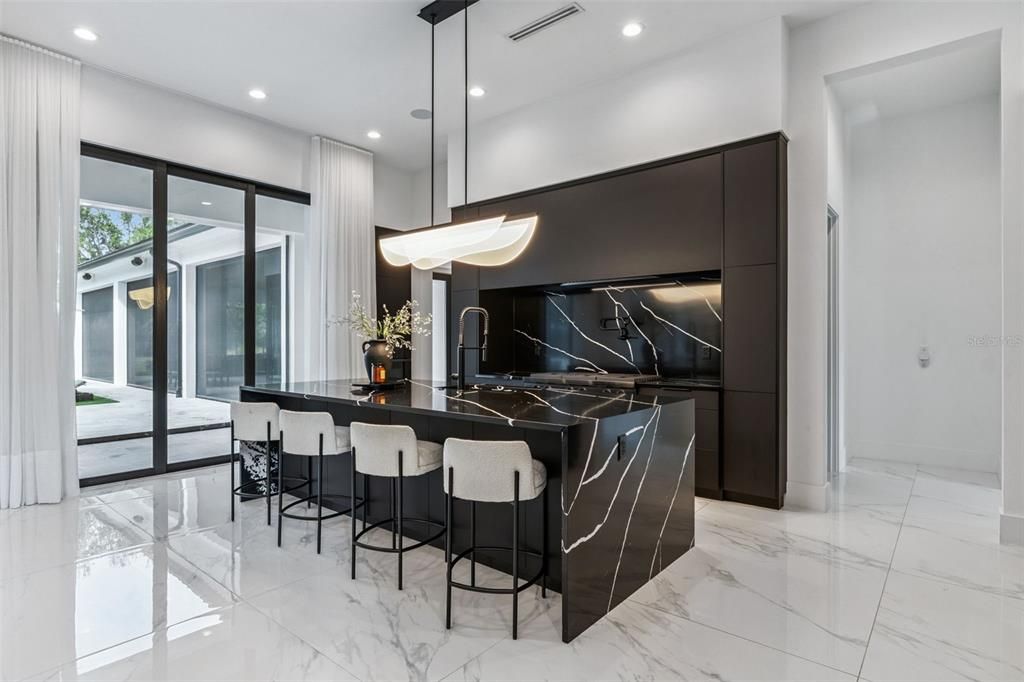 For Sale: $3,999,500 (6 beds, 5 baths, 5853 Square Feet)