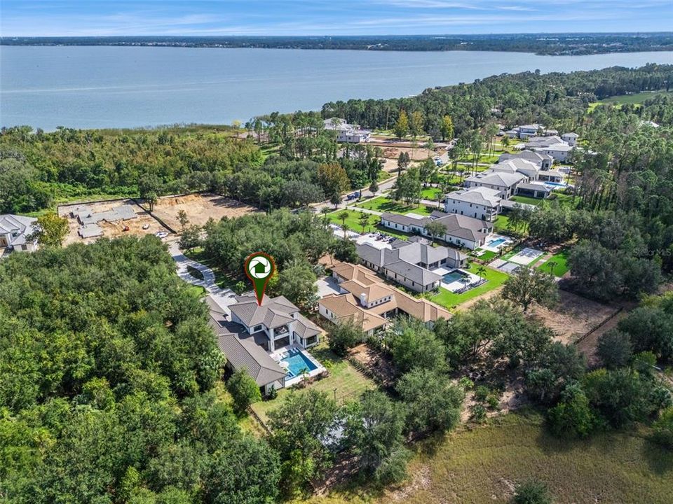 For Sale: $3,999,500 (6 beds, 5 baths, 5853 Square Feet)