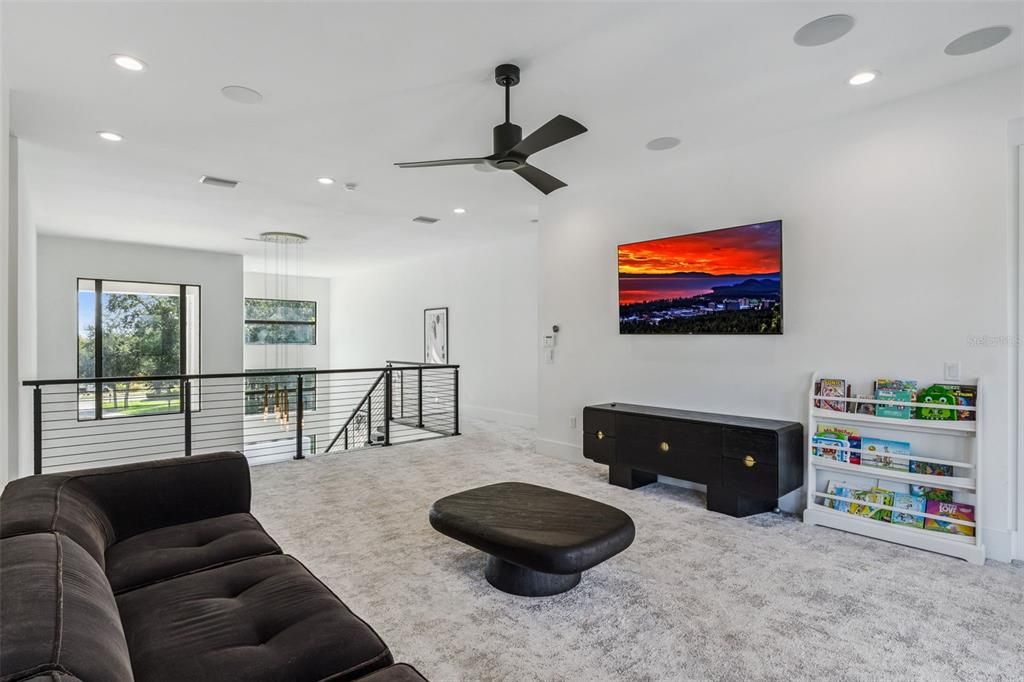 For Sale: $3,999,500 (6 beds, 5 baths, 5853 Square Feet)