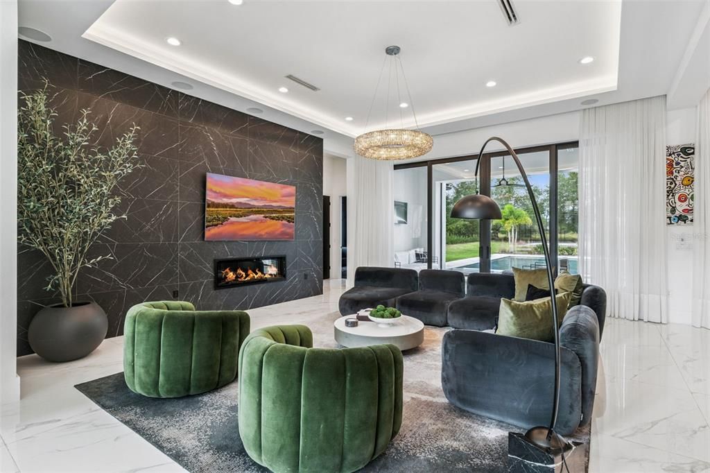 For Sale: $3,999,500 (6 beds, 5 baths, 5853 Square Feet)