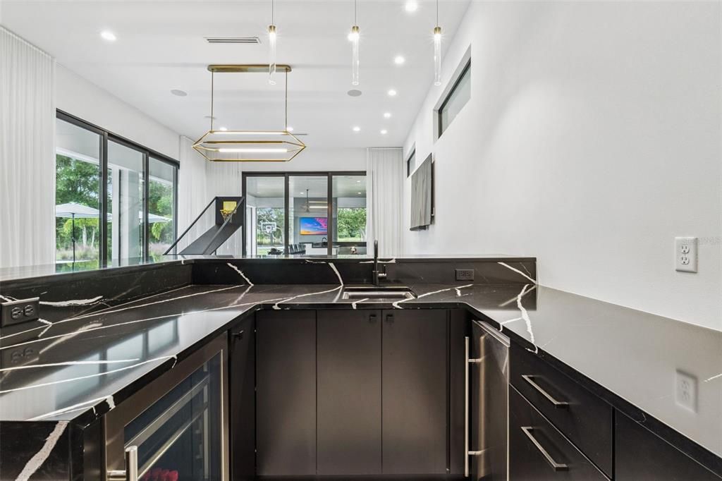 For Sale: $3,999,500 (6 beds, 5 baths, 5853 Square Feet)