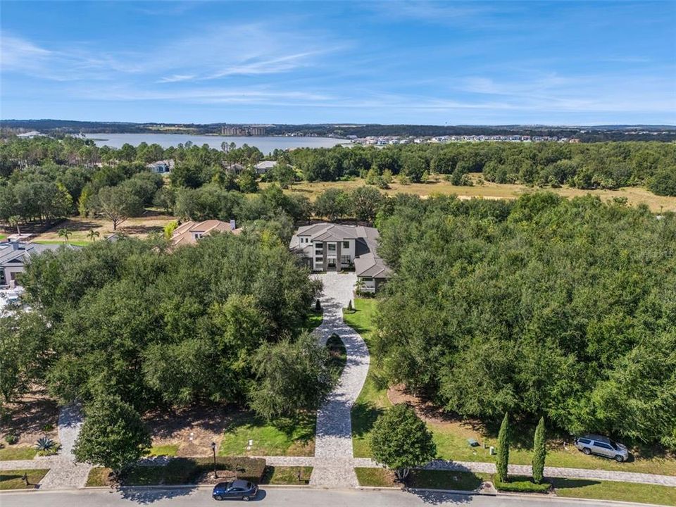 For Sale: $3,999,500 (6 beds, 5 baths, 5853 Square Feet)