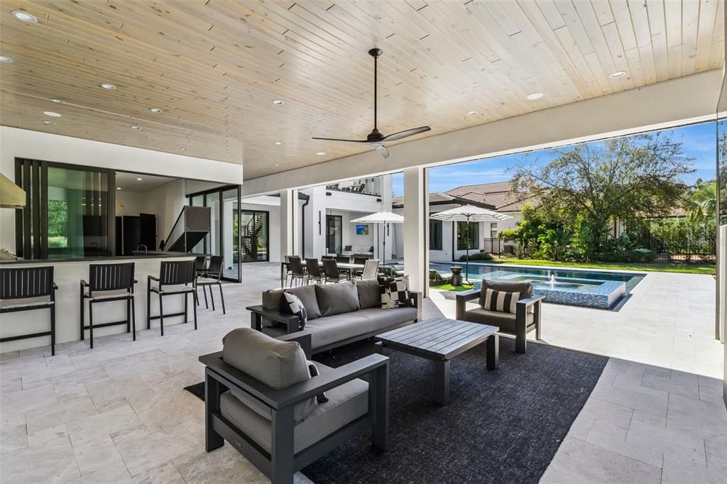 For Sale: $3,999,500 (6 beds, 5 baths, 5853 Square Feet)