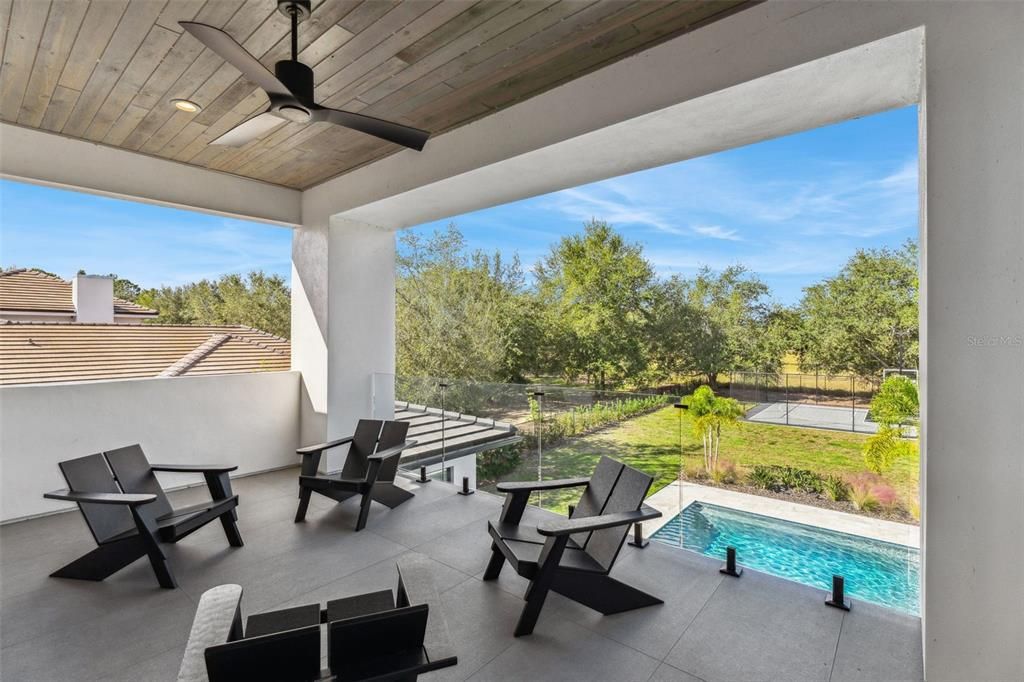 For Sale: $3,999,500 (6 beds, 5 baths, 5853 Square Feet)