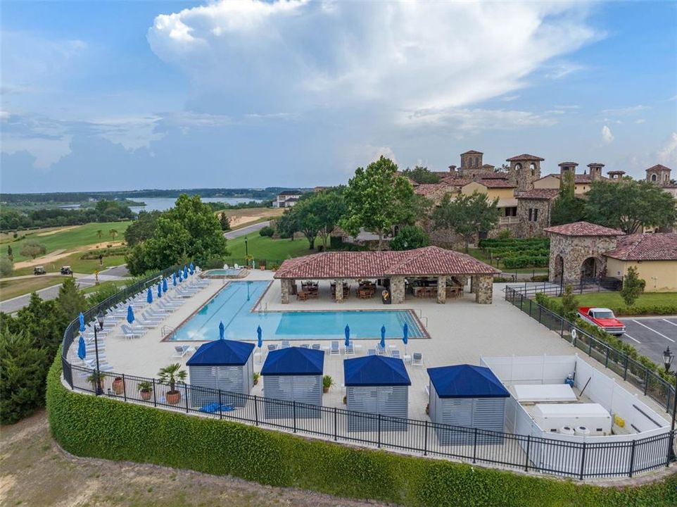 For Sale: $3,999,500 (6 beds, 5 baths, 5853 Square Feet)