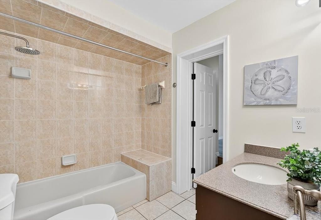 В аренду: $3,250 (3 спален, 2 ванн, 2069 Квадратных фут)