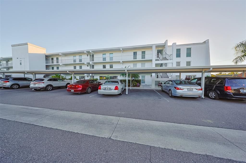 For Sale: $174,900 (2 beds, 2 baths, 1270 Square Feet)