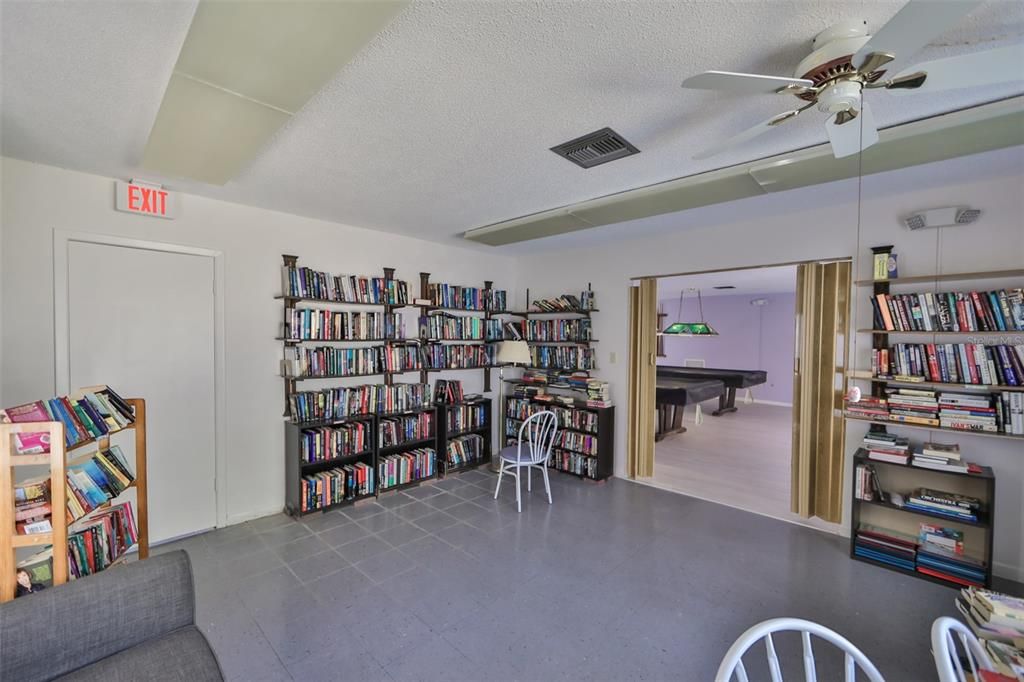 For Sale: $174,900 (2 beds, 2 baths, 1270 Square Feet)