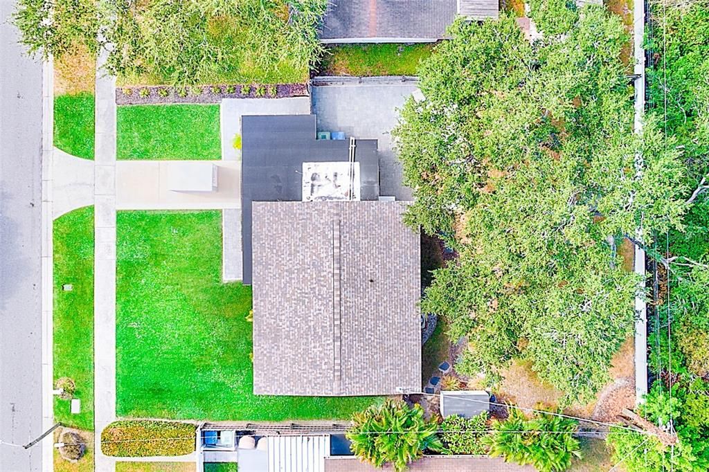 For Sale: $425,000 (3 beds, 2 baths, 1041 Square Feet)