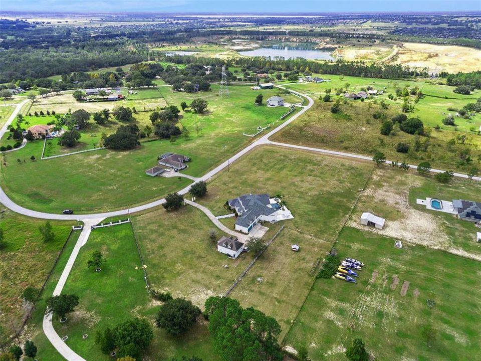 For Sale: $2,079,000 (5 beds, 5 baths, 6400 Square Feet)