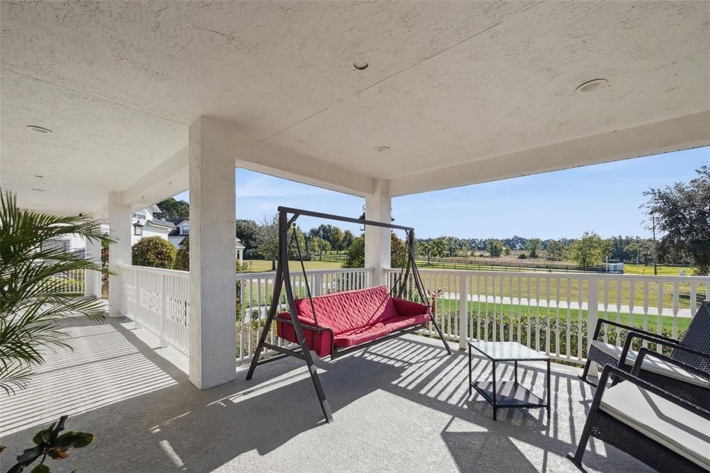 For Sale: $2,079,000 (5 beds, 5 baths, 6400 Square Feet)