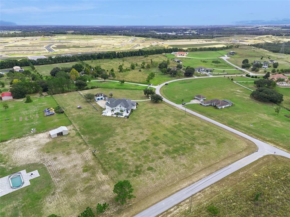 For Sale: $2,079,000 (5 beds, 5 baths, 6400 Square Feet)