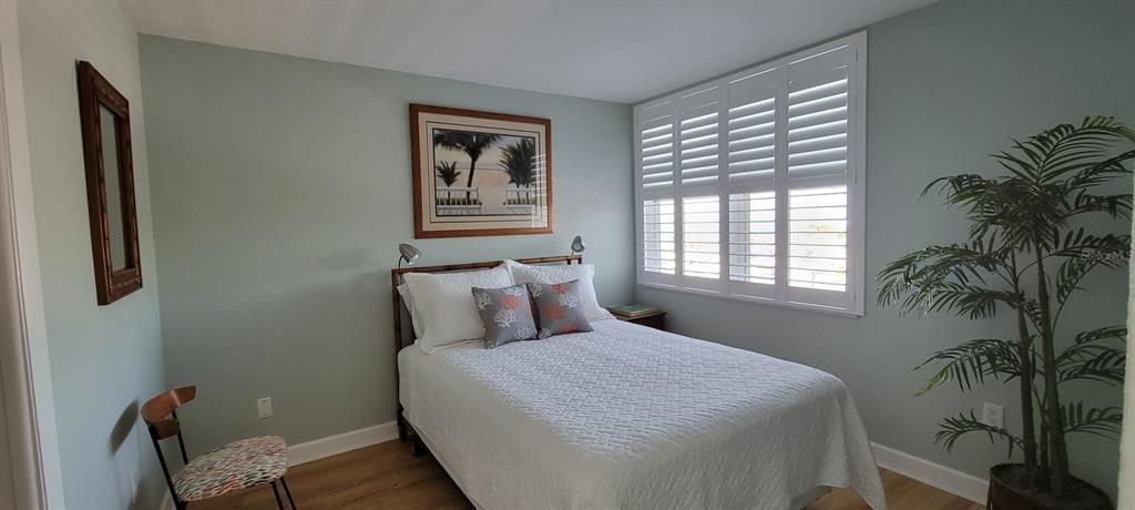 For Rent: $2,395 (1 beds, 1 baths, 695 Square Feet)