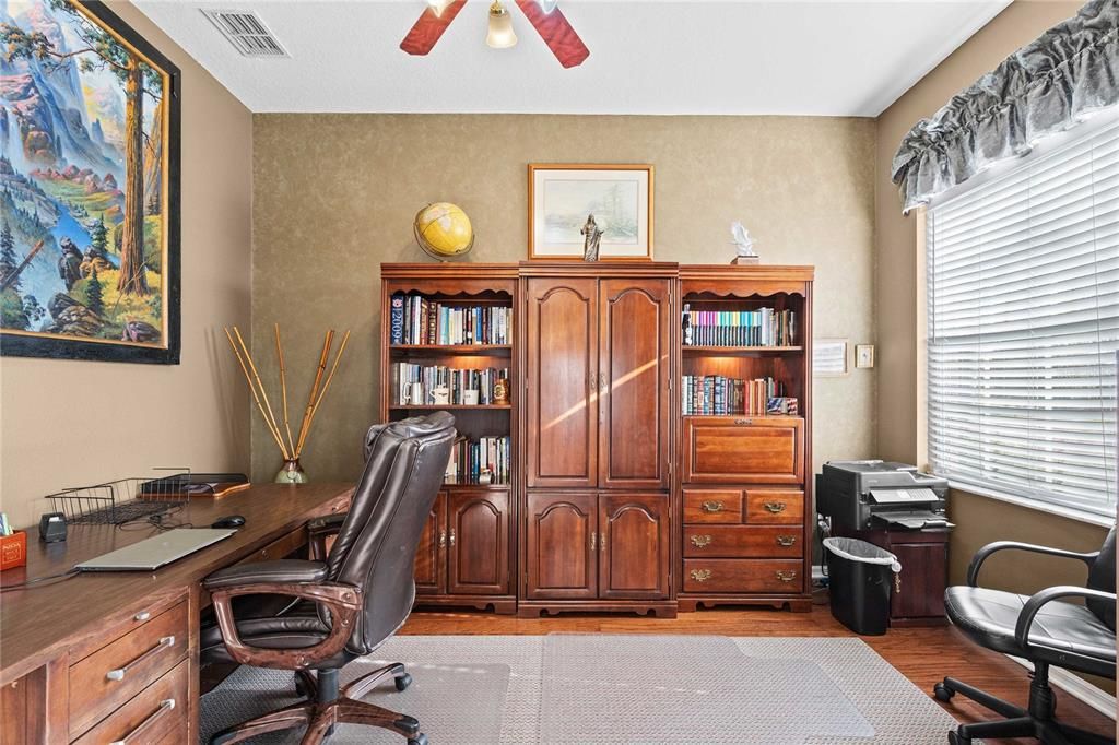 For Sale: $739,900 (4 beds, 3 baths, 2741 Square Feet)