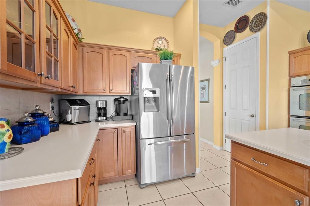 For Sale: $739,900 (4 beds, 3 baths, 2741 Square Feet)