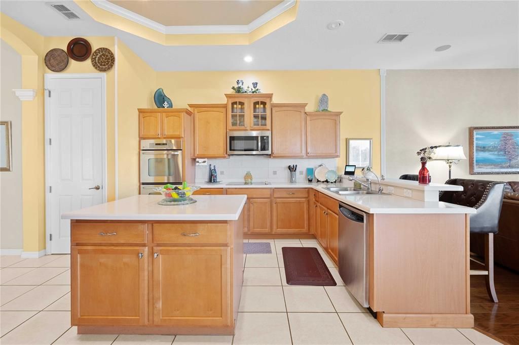 For Sale: $739,900 (4 beds, 3 baths, 2741 Square Feet)