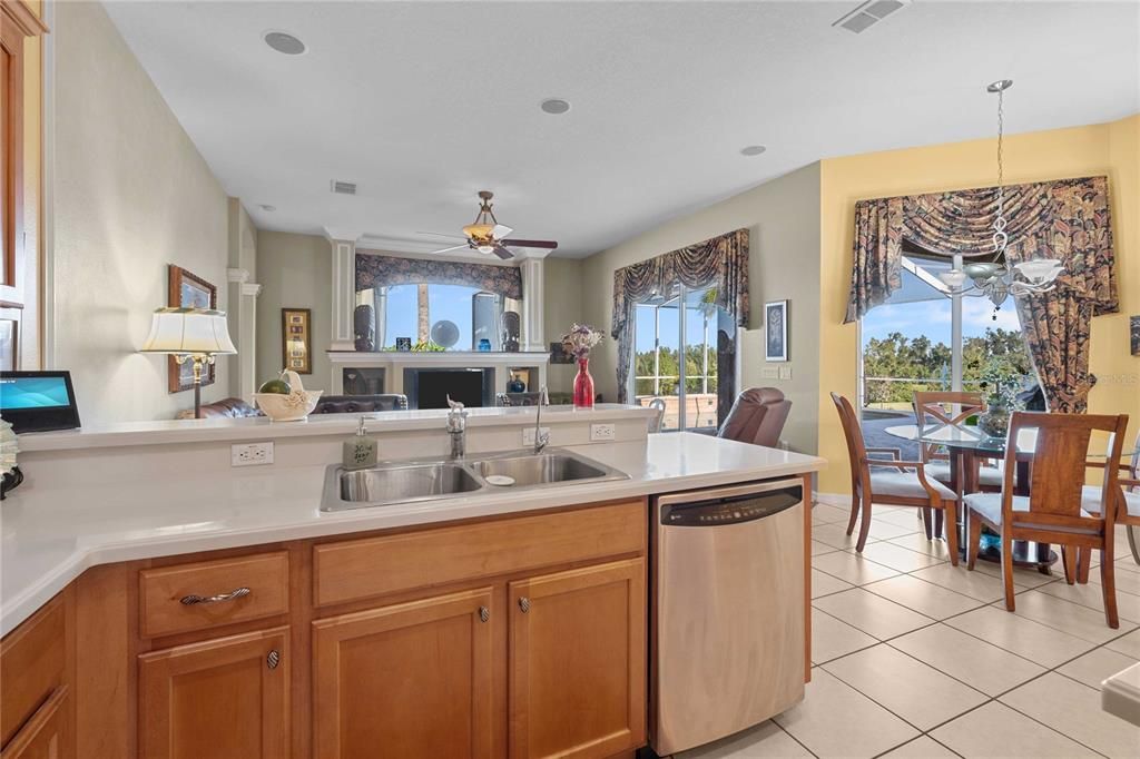 For Sale: $739,900 (4 beds, 3 baths, 2741 Square Feet)