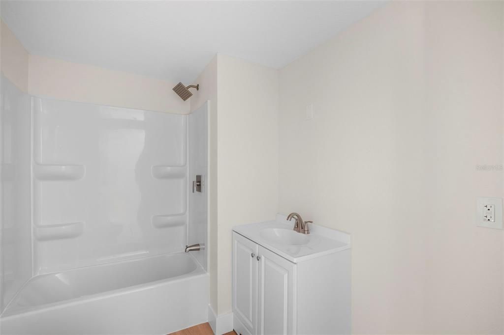 待售: $149,900 (3 贝兹, 2 浴室, 1248 平方英尺)