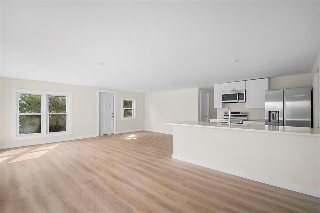 待售: $149,900 (3 贝兹, 2 浴室, 1248 平方英尺)