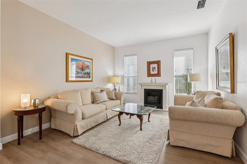 For Sale: $624,900 (3 beds, 2 baths, 2224 Square Feet)