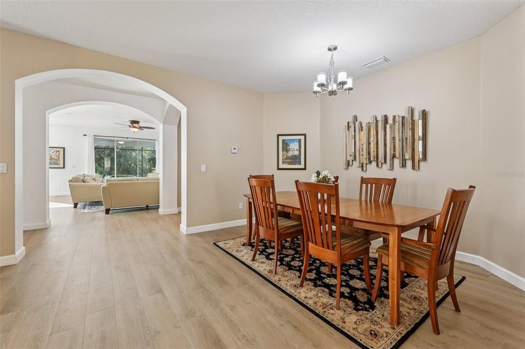 For Sale: $624,900 (3 beds, 2 baths, 2224 Square Feet)