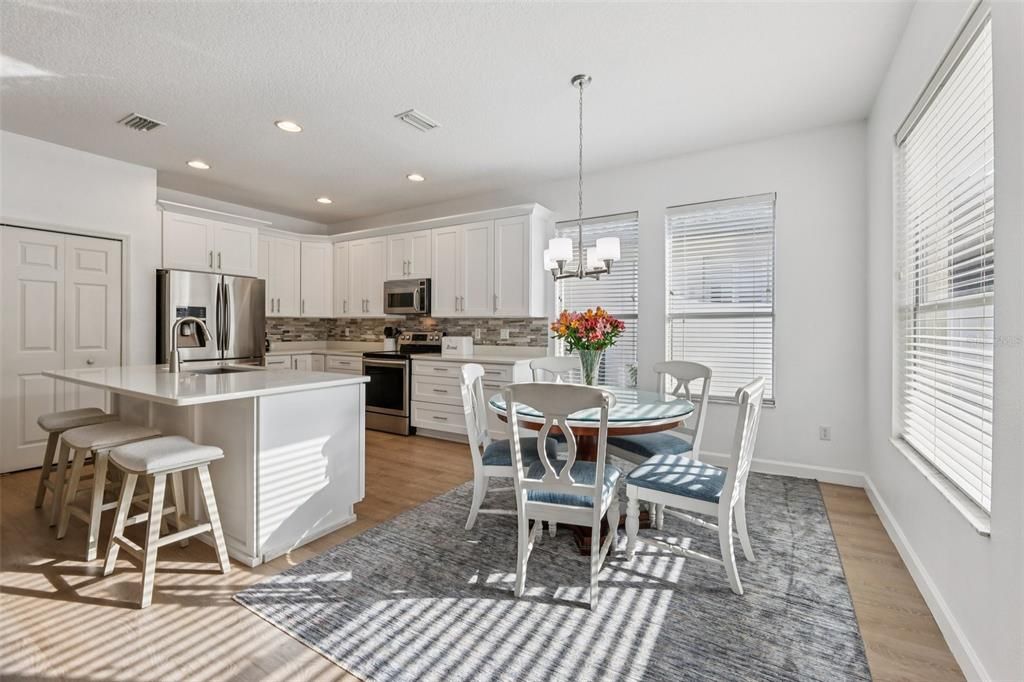 For Sale: $624,900 (3 beds, 2 baths, 2224 Square Feet)